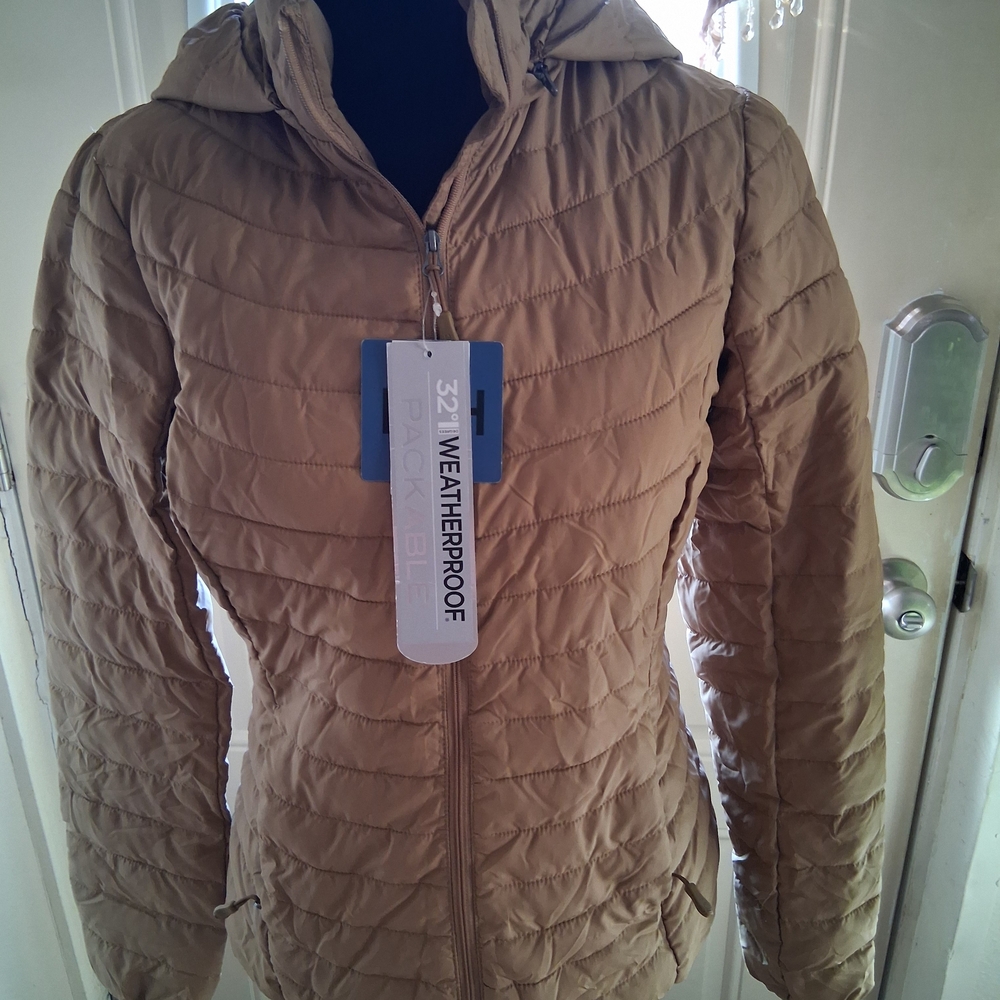 32 Degrees Women's Tan Puffer Jacket